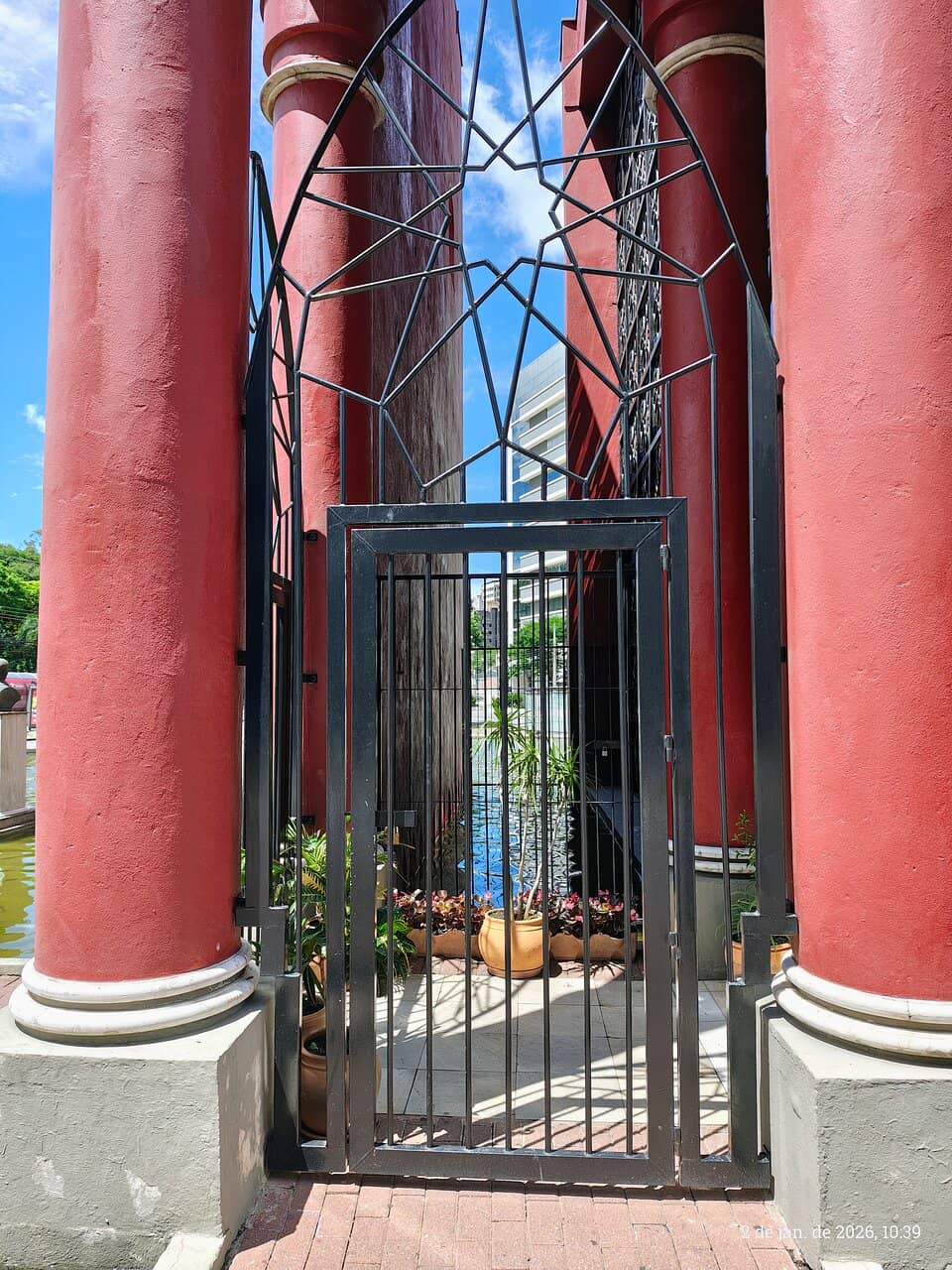 Kahlil Gibran Sculpture