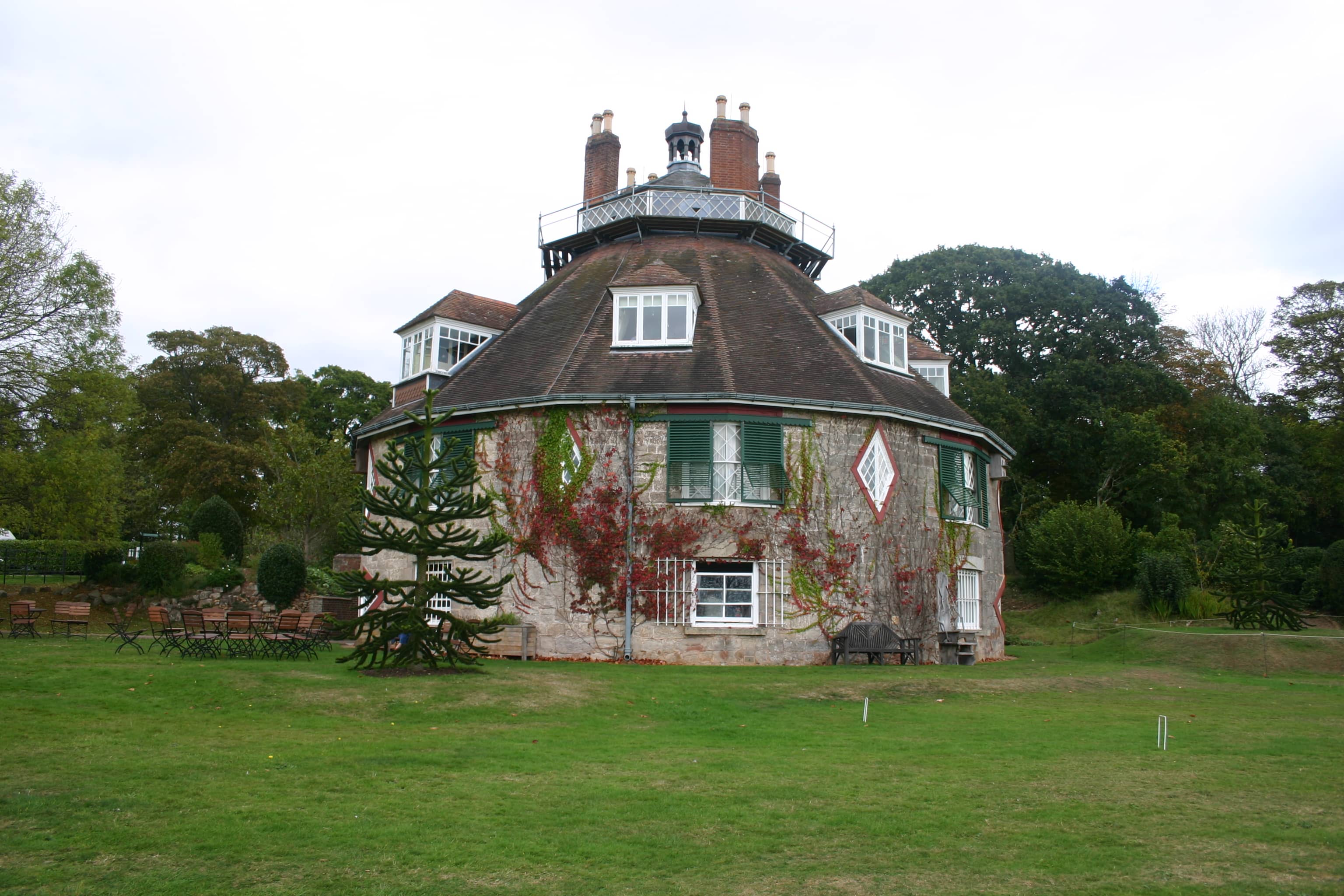 The 16-Sided Architectural Marvel
