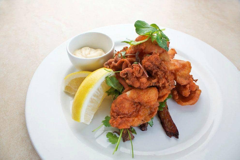 Versatile Dining Experience