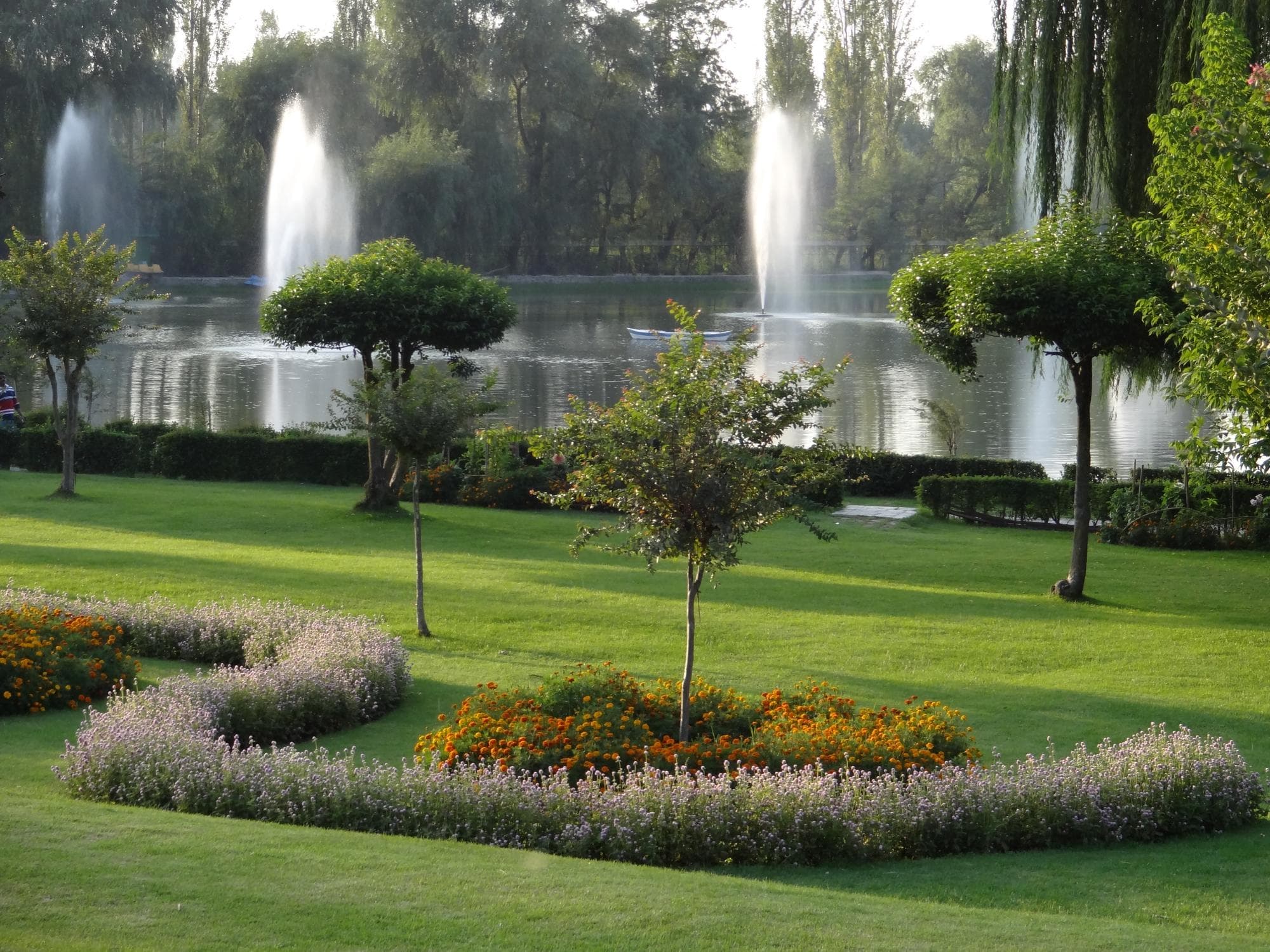 The Lake , the fountains and the greens
