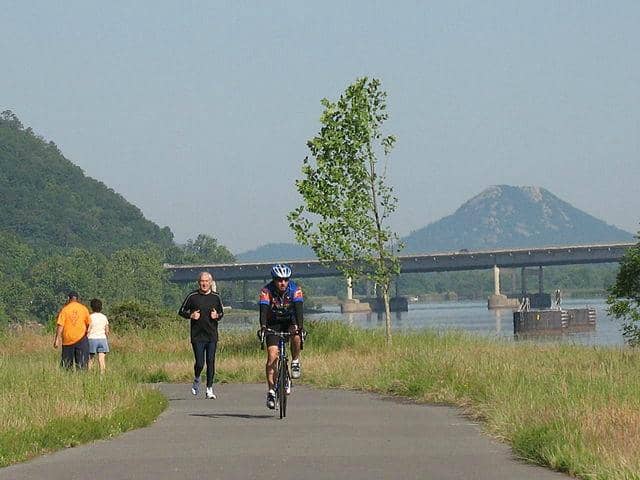 Big Dam Bridge