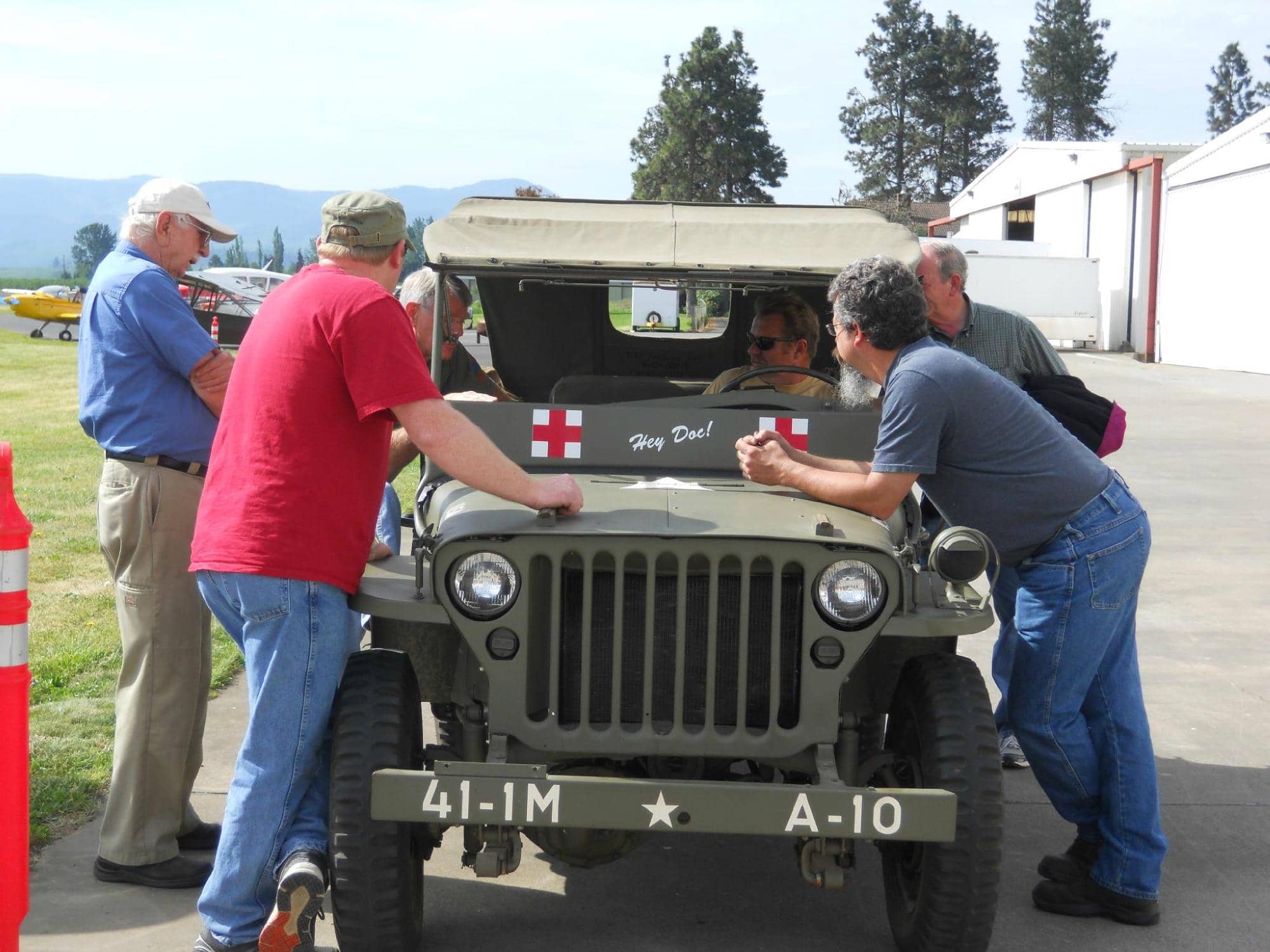 Antique Automobile Displays