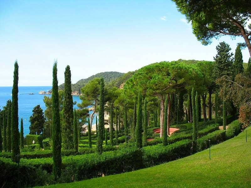 Sea Views and Coastal Paths