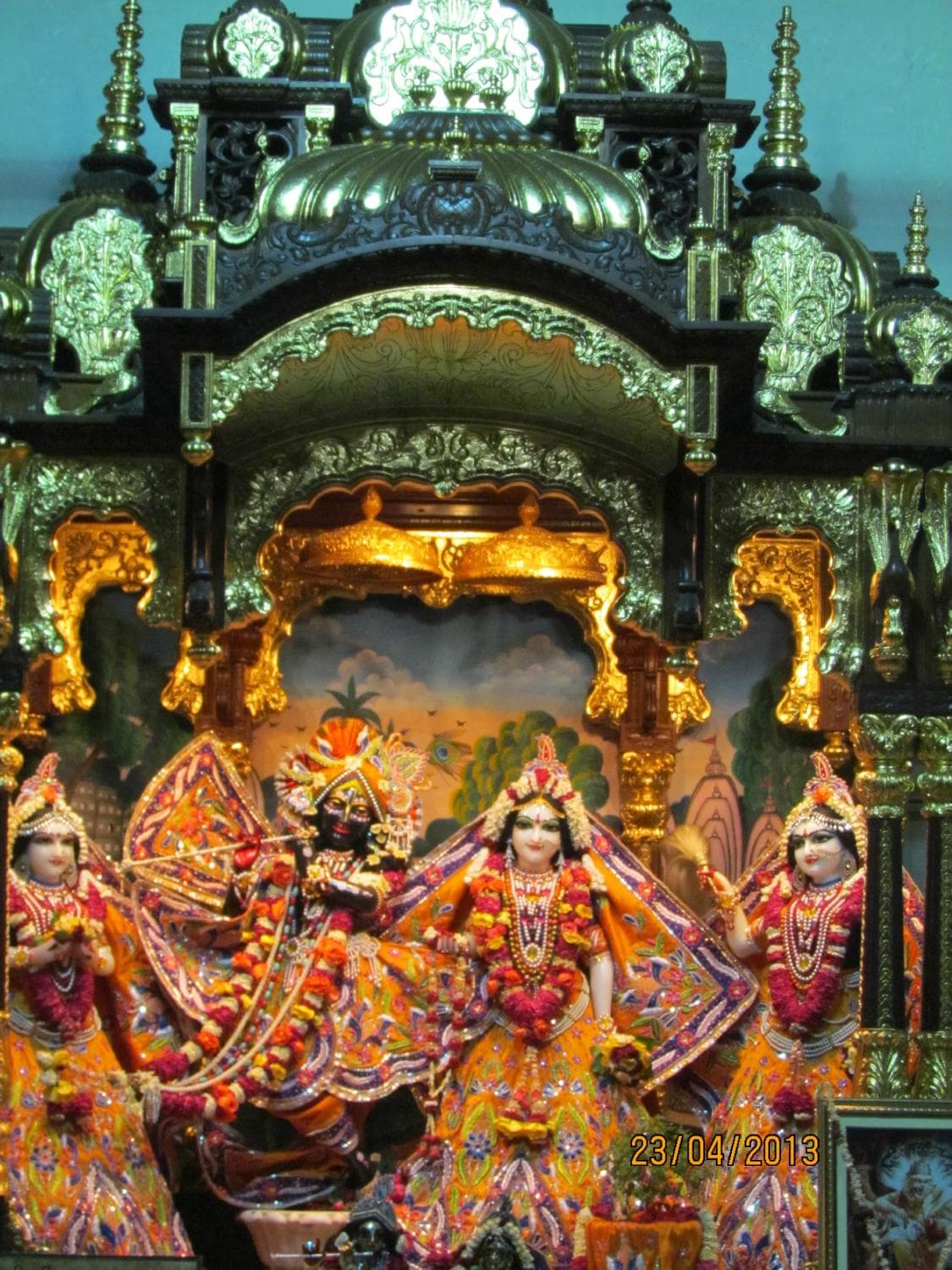 Iskon Mandir