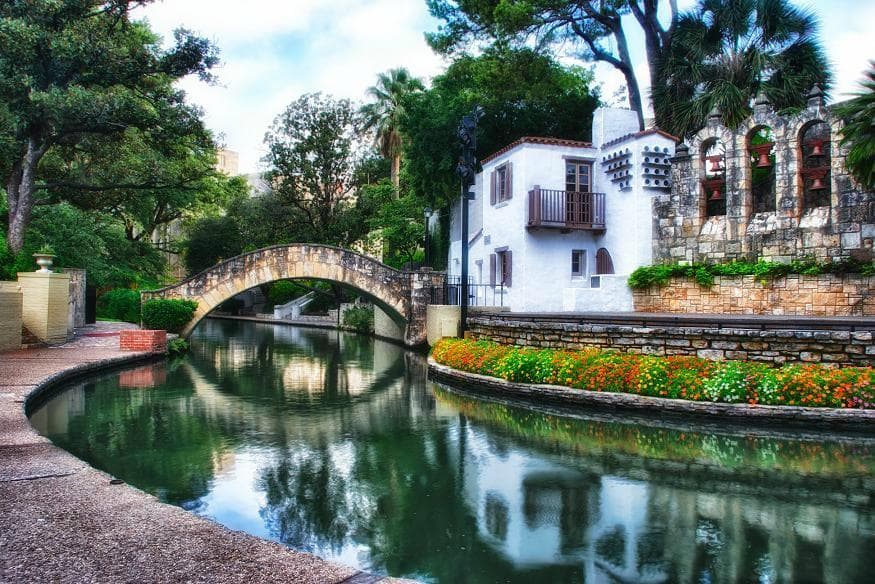 Arneson River Theatre; located on San Antonio River Walk, featured in Miss Congeniality