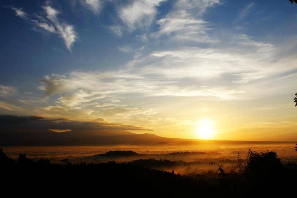 Sea of Clouds Phenomenon