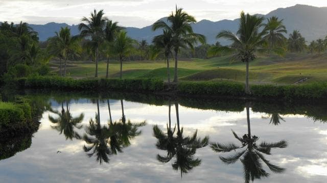 LAKE & #10 FAIRWAY