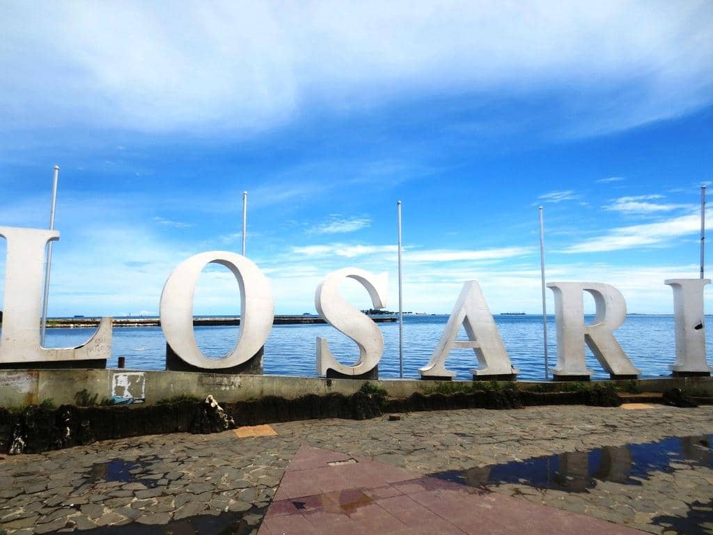 Lively Evening Promenade