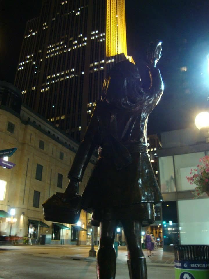Facing west on Nicollet Avenue/Nicollet Mall