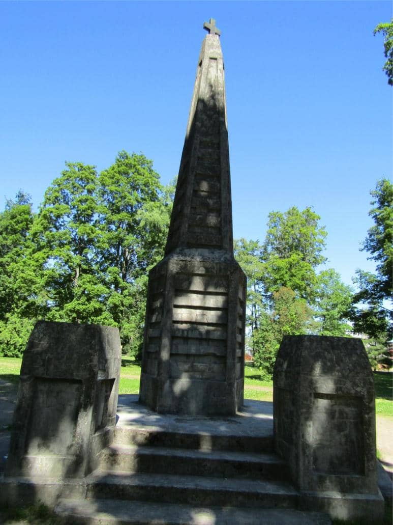 Art Nouveau Tombs