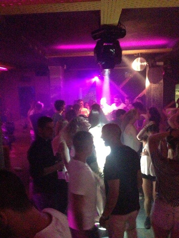 Breeze Bar