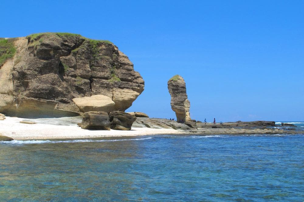 Batu payung di ft dari atas kapal