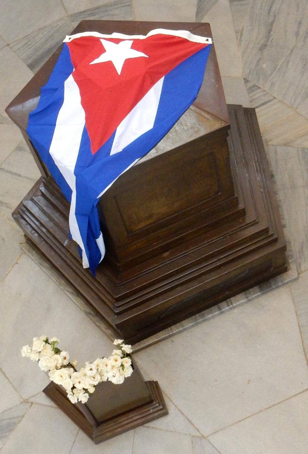 Tombs of National Heroes