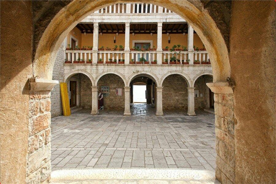 Vitturi Castle Interior