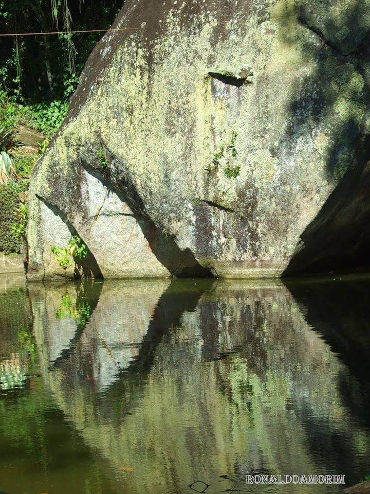 Pedra do Cão Sentado