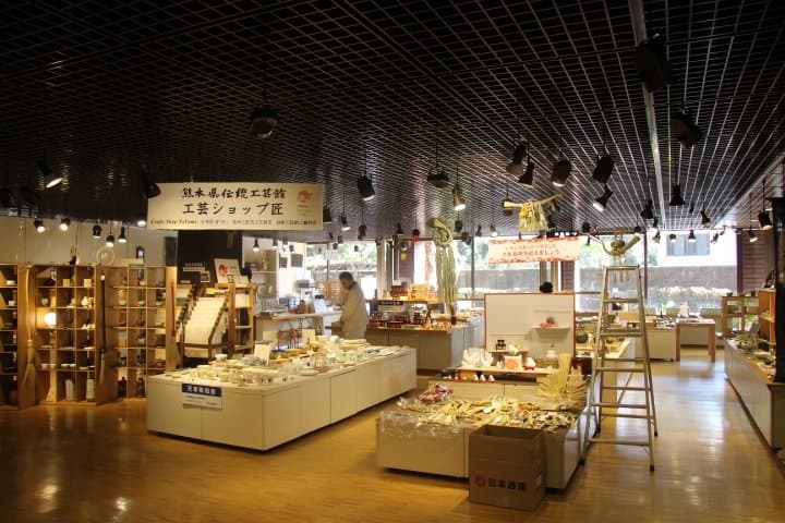 熊本県伝統工芸館 館内
