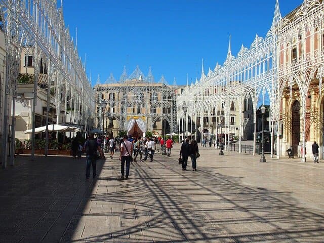 Piazza del Ferrarese Bari Italy