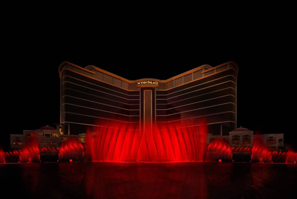 Performance Lake Show