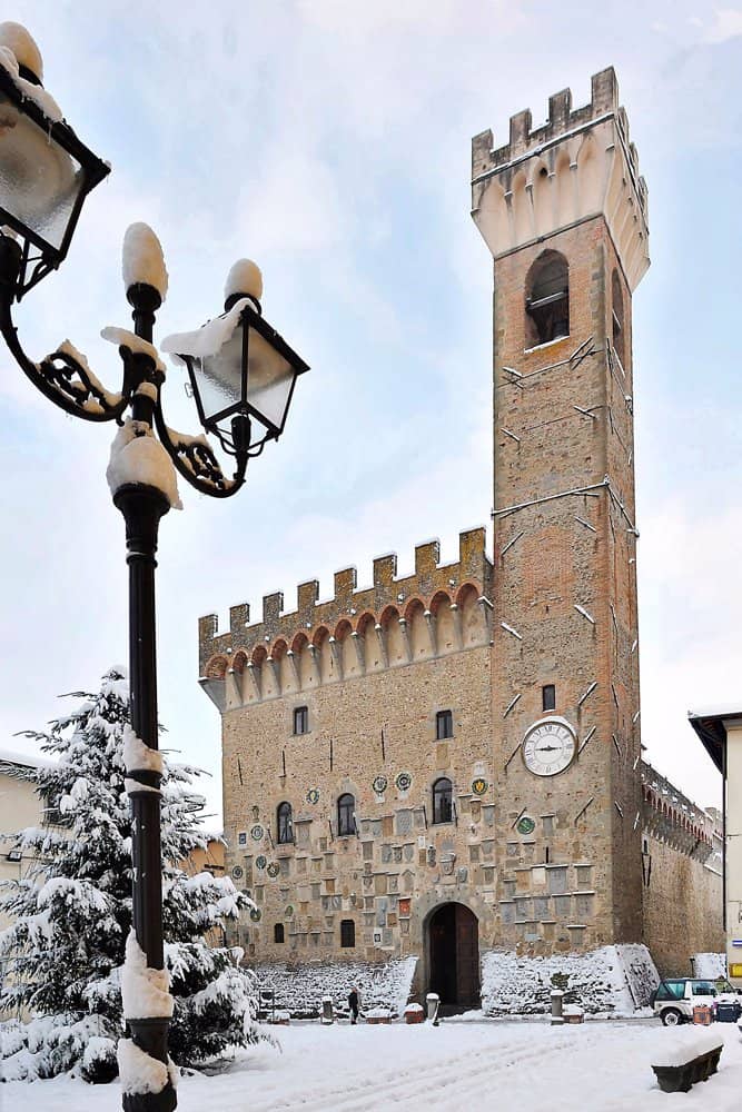 Palazzo dei Vicari Architecture