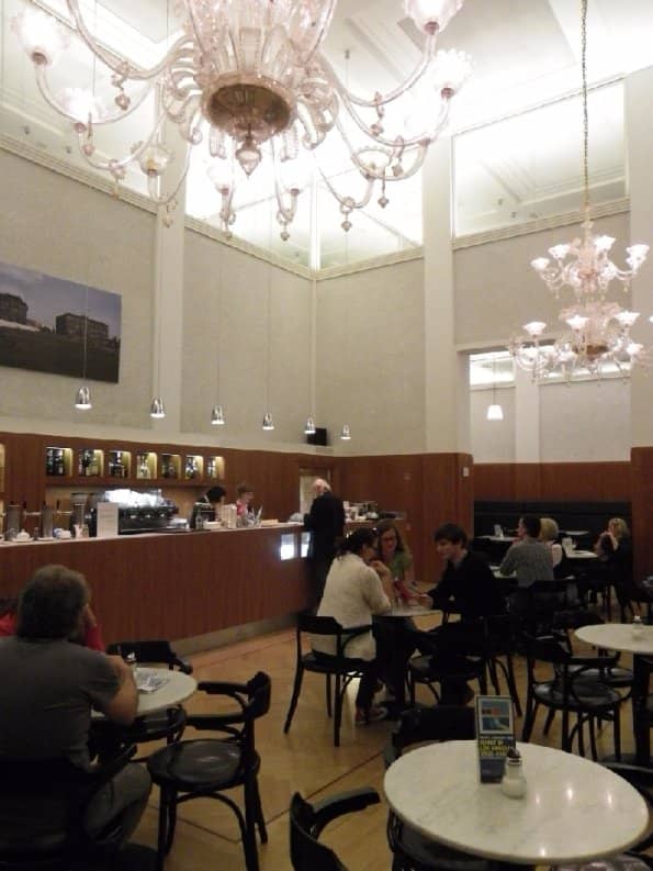 BAUBAU Art Playground