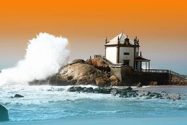 Senhor da Pedra Chapel Porto