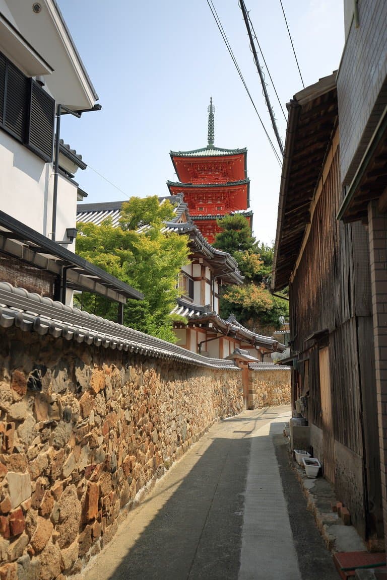 Meiro no Machi Tonosho Maze Town