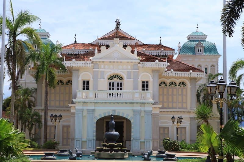 Sultan Azlan Shah Gallery Kuala Kangsar