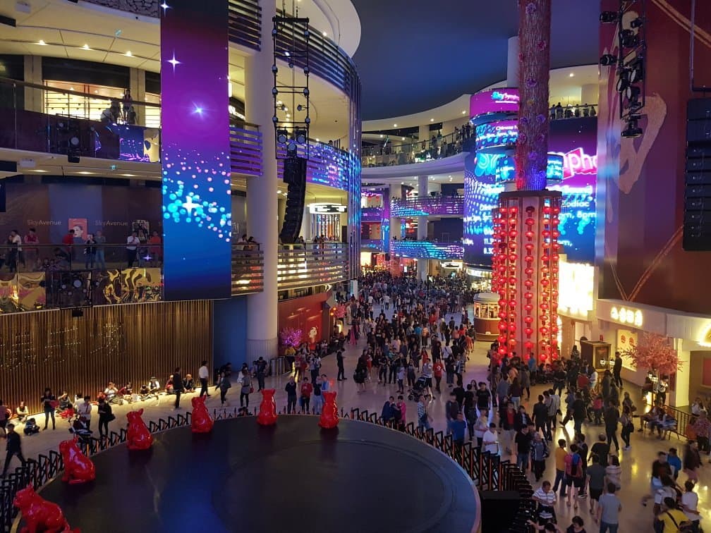 First World Plaza