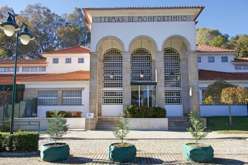 Riverbanks and Grounds