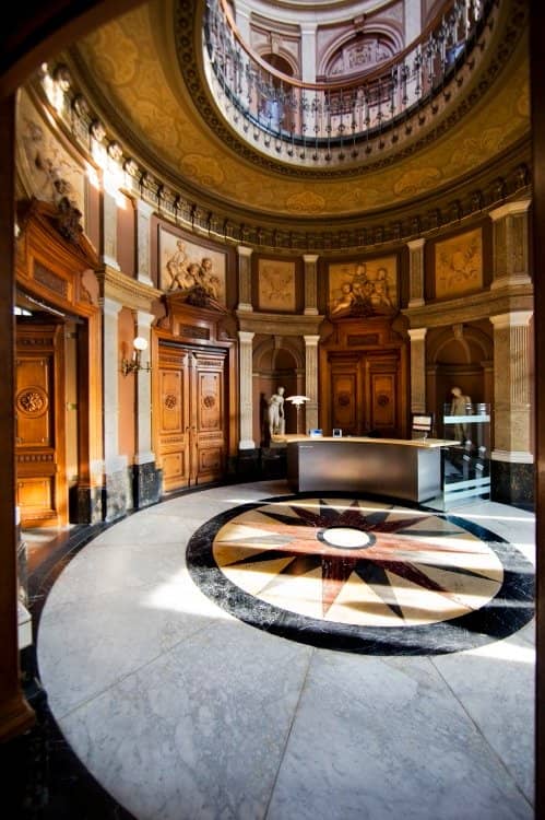 The Oval Room