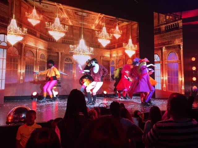 Just Dance Show at Palladium 2