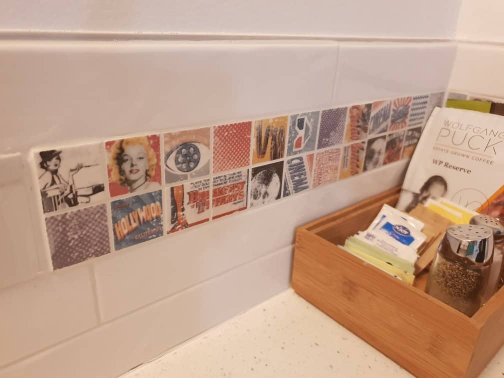 Close-Up Magic Performances