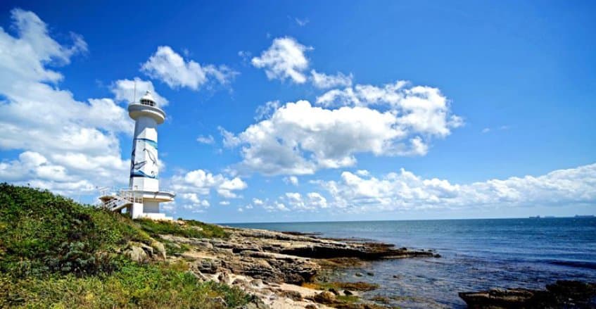 El faro en Seuldo.