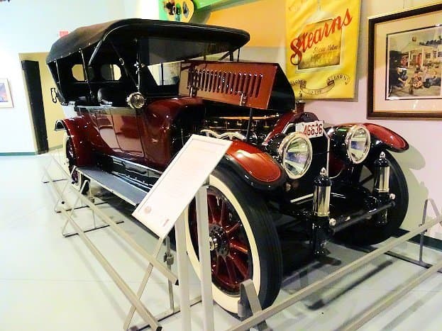 1914 stearns-knight touring