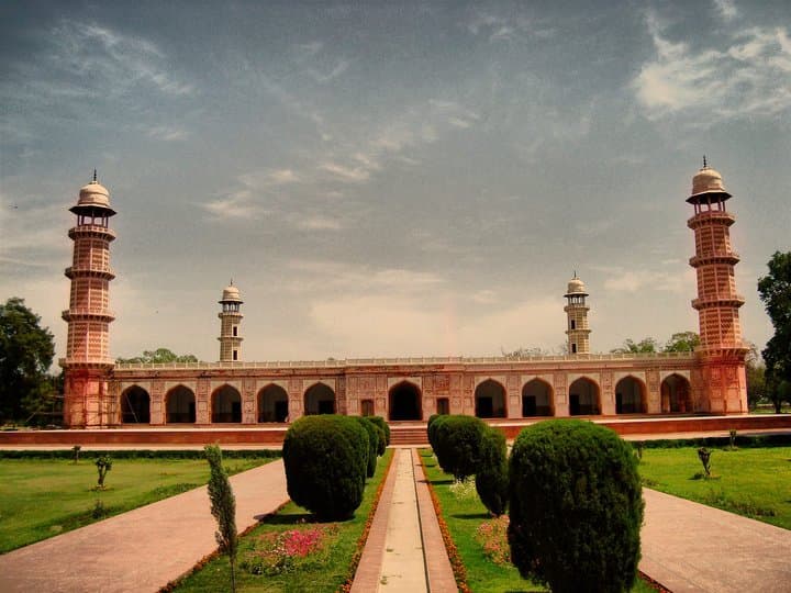 The tomb of Emperor Jehangir is a world class tourist attraction in the city of Lahore across the River Ravi. Best to visit winter time with family and friends. 03008094313
