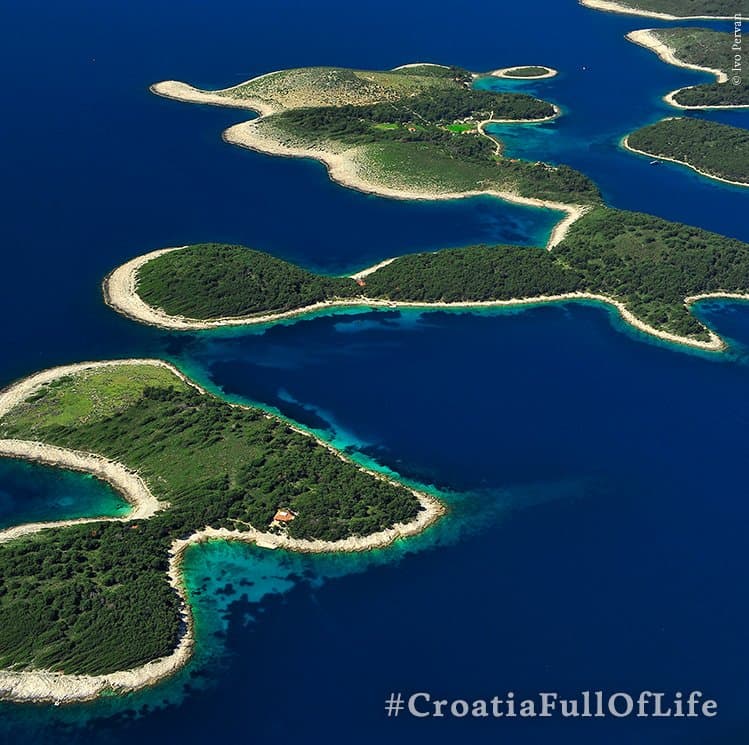 We have 1,244 stunning islands waiting for you in Croatia! ⛵
Croatia Full Of Islands To Discover!