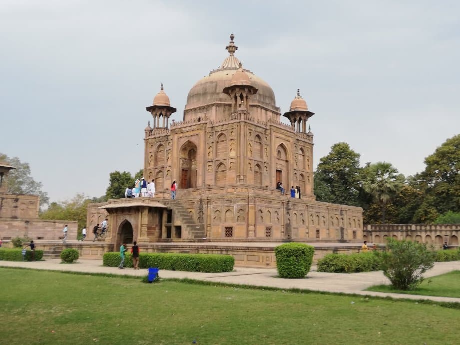 Khusro Bagh Prayagraj