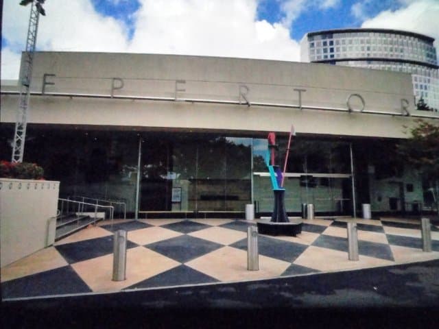 patio entrance area