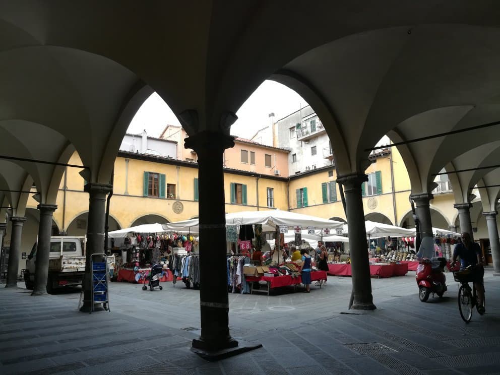 Piazza delle Vettovaglie Pisa