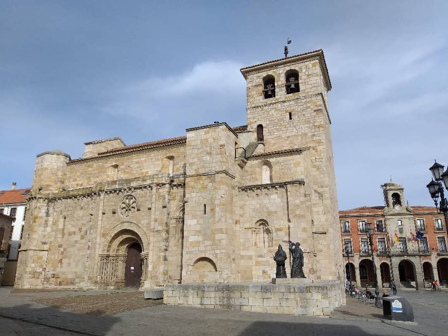 Romanesque Architecture