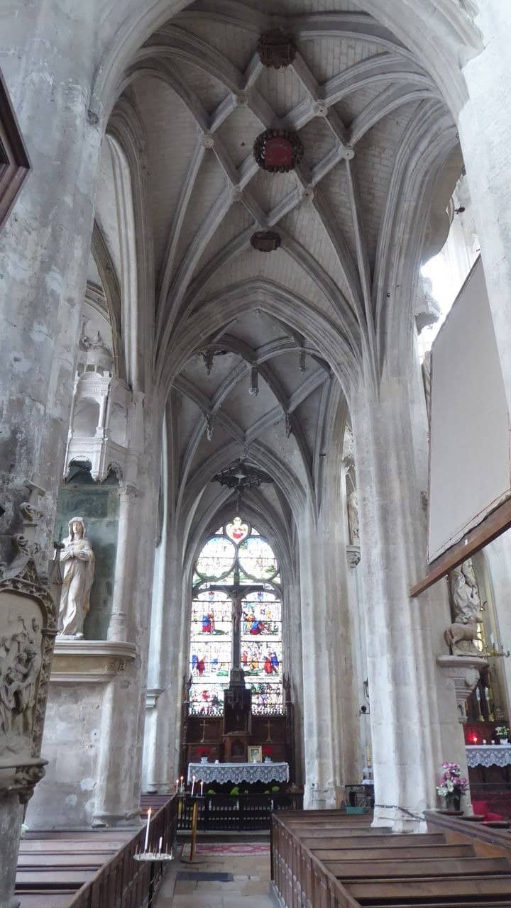 Atypical Romanesque Architecture