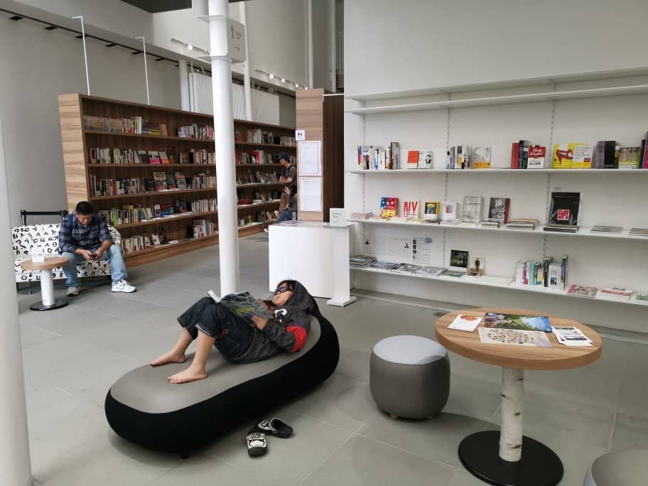 Modern Architecture & Design