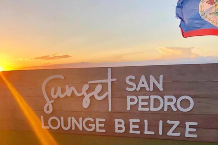 Sunset Boardwalk Saca Chispas