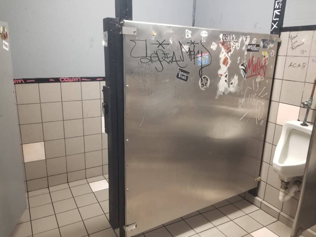 Vibrant Live Music and Arts Scene