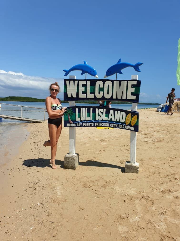 The 'Sinking' Sandbar