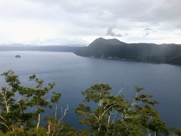 摩周湖(北海道弟子屈町) ⇒ 霧の無い「霧の摩周湖」の絶景を堪能【北海道旅行12日目その4】