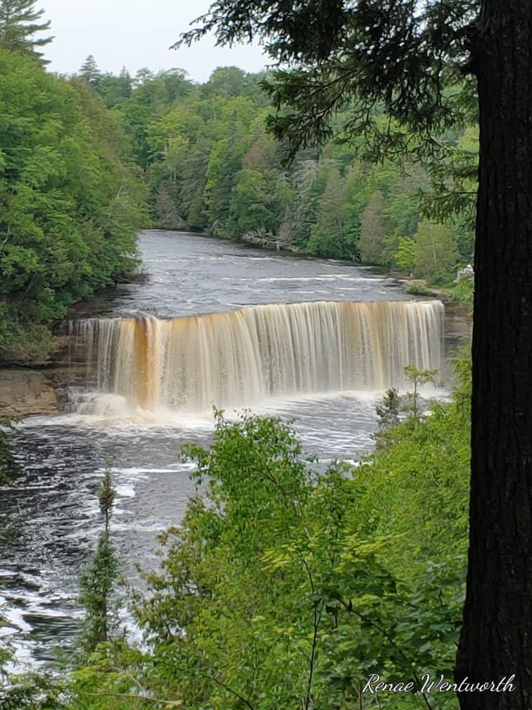 Tahquamenon River Trail
