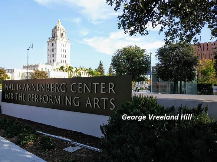 Historic Courtyard Ambiance