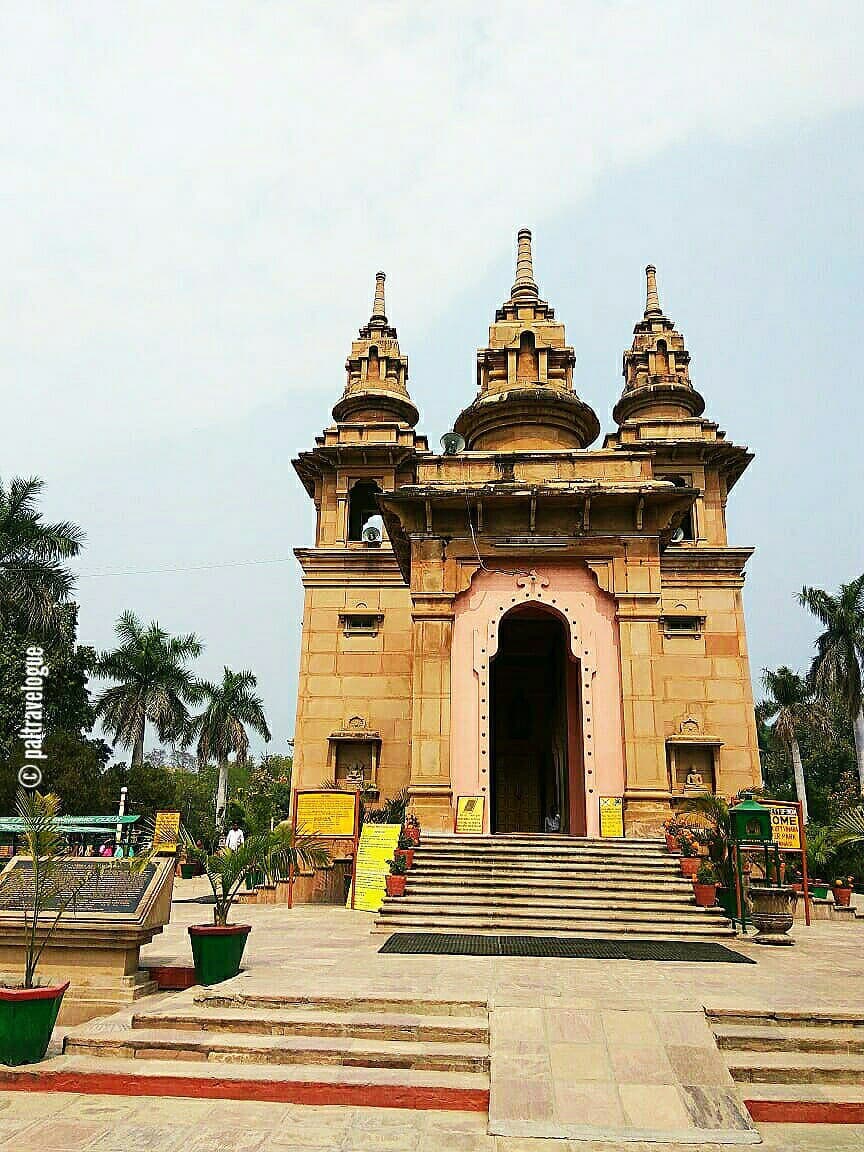 Front views of Mulagandha Kuti Vihar Buddhist monument .