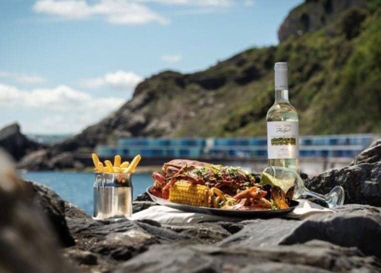 Coastal Views & Relaxation
